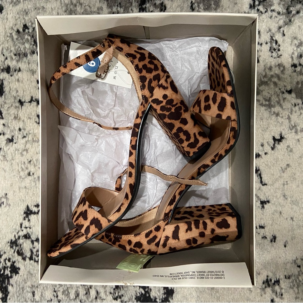TARGET A NEW DAY HEELS - NEW